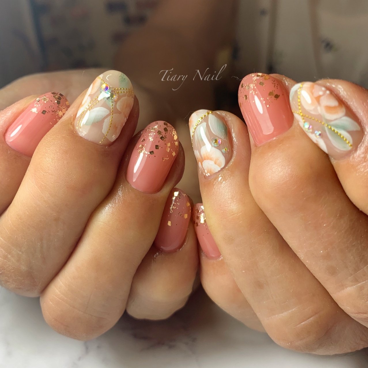 オールシーズン オフィス ブライダル パーティー ホログラム Tiarynail ティアリーネイルのネイルデザイン No ネイル ブック