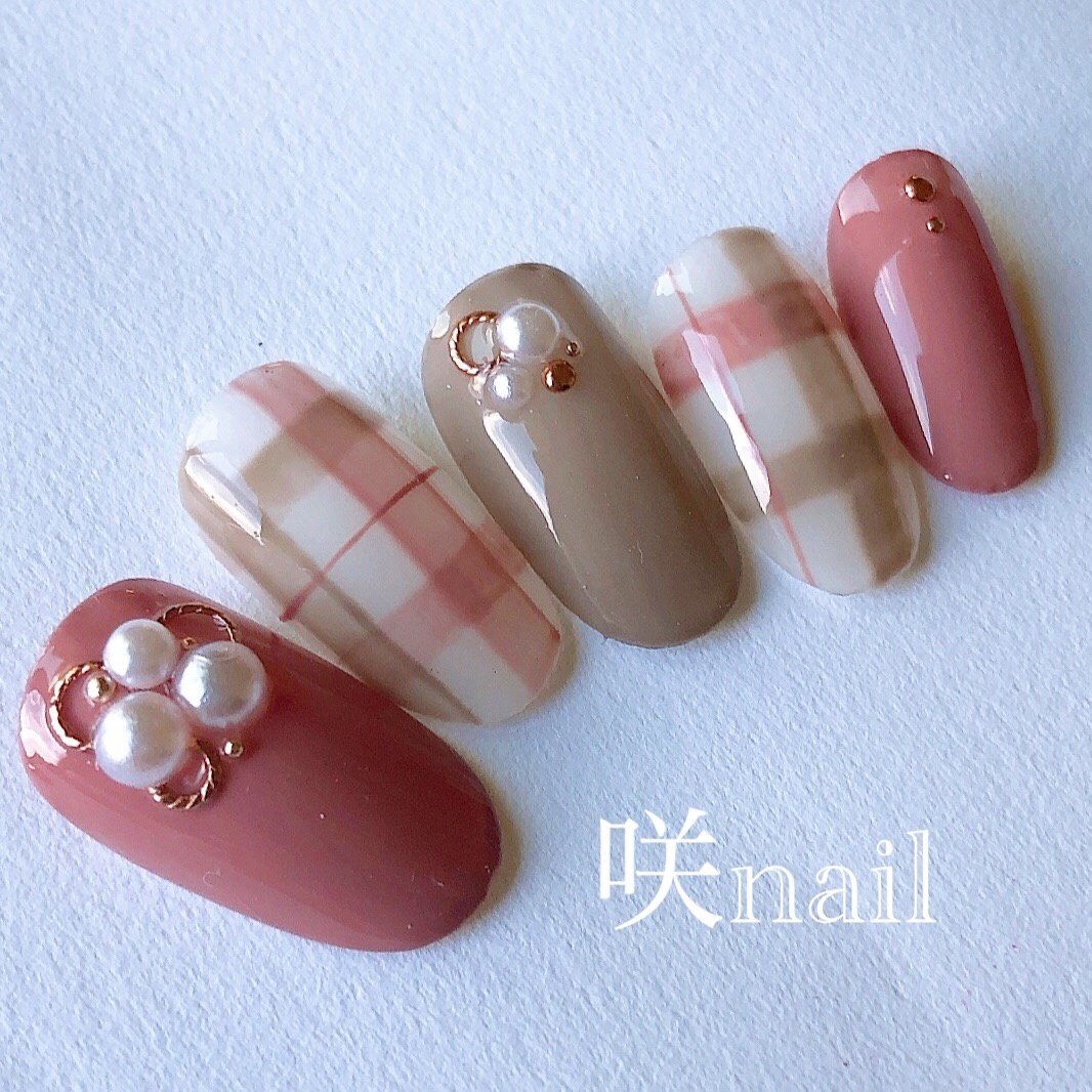 秋 冬 オフィス デート ハンド 咲nail サキネイル のネイルデザイン No ネイルブック