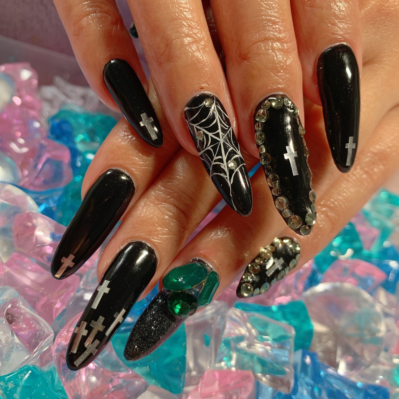 秋 ハンド ワンカラー 痛ネイル キャラクター Eriko のネイルデザイン No ネイルブック