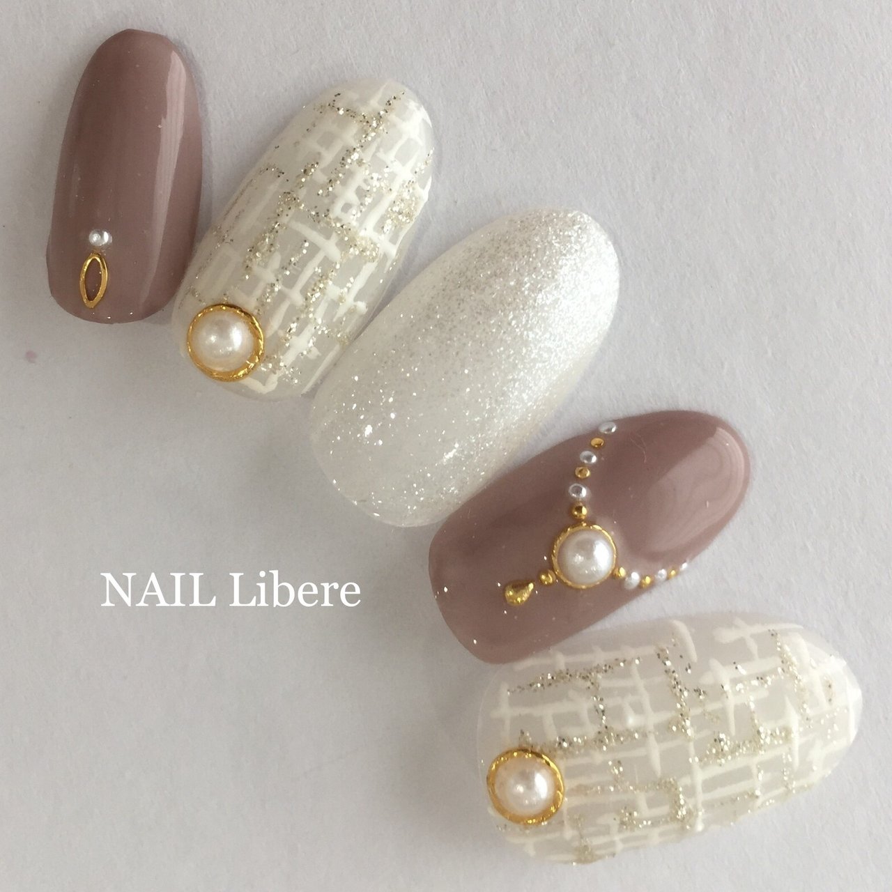 秋 冬 ツイード ホワイト ブラウン Nail Libereのネイルデザイン No ネイルブック