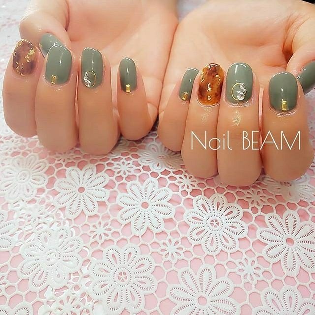 秋 冬 べっ甲 グリーン ブラウン Nailbeamのネイルデザイン No ネイルブック