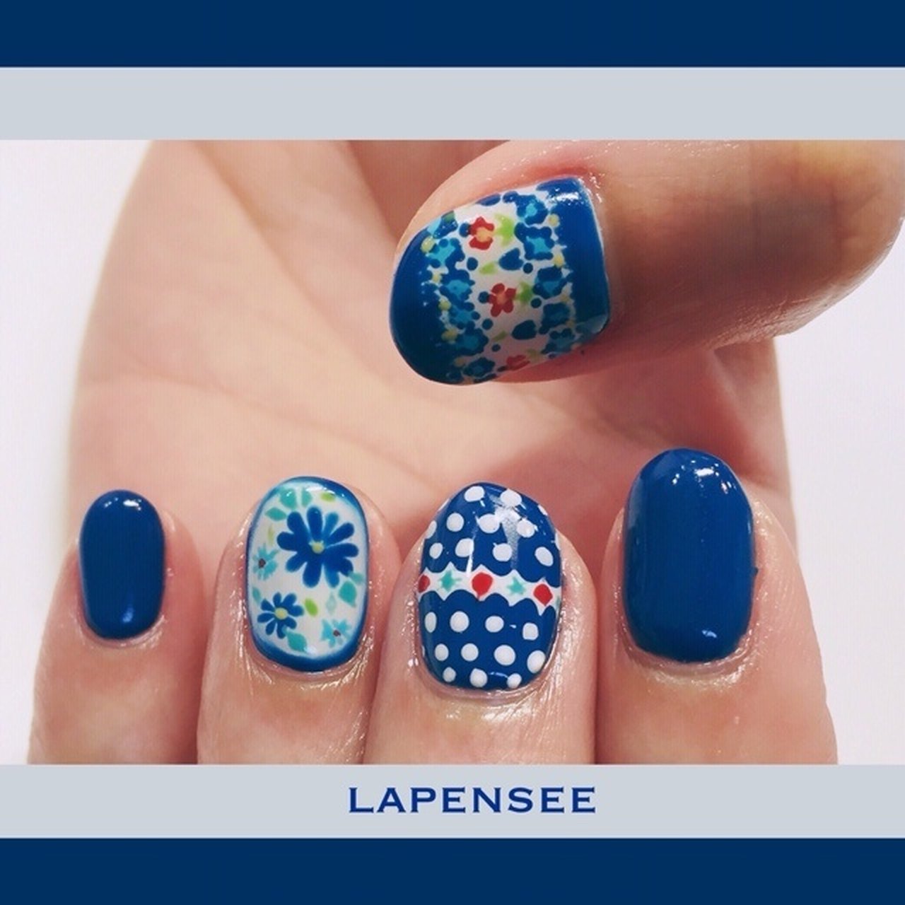 アンティーク ノルディック ホワイト レッド ブルー 5107nailのネイルデザイン No ネイルブック