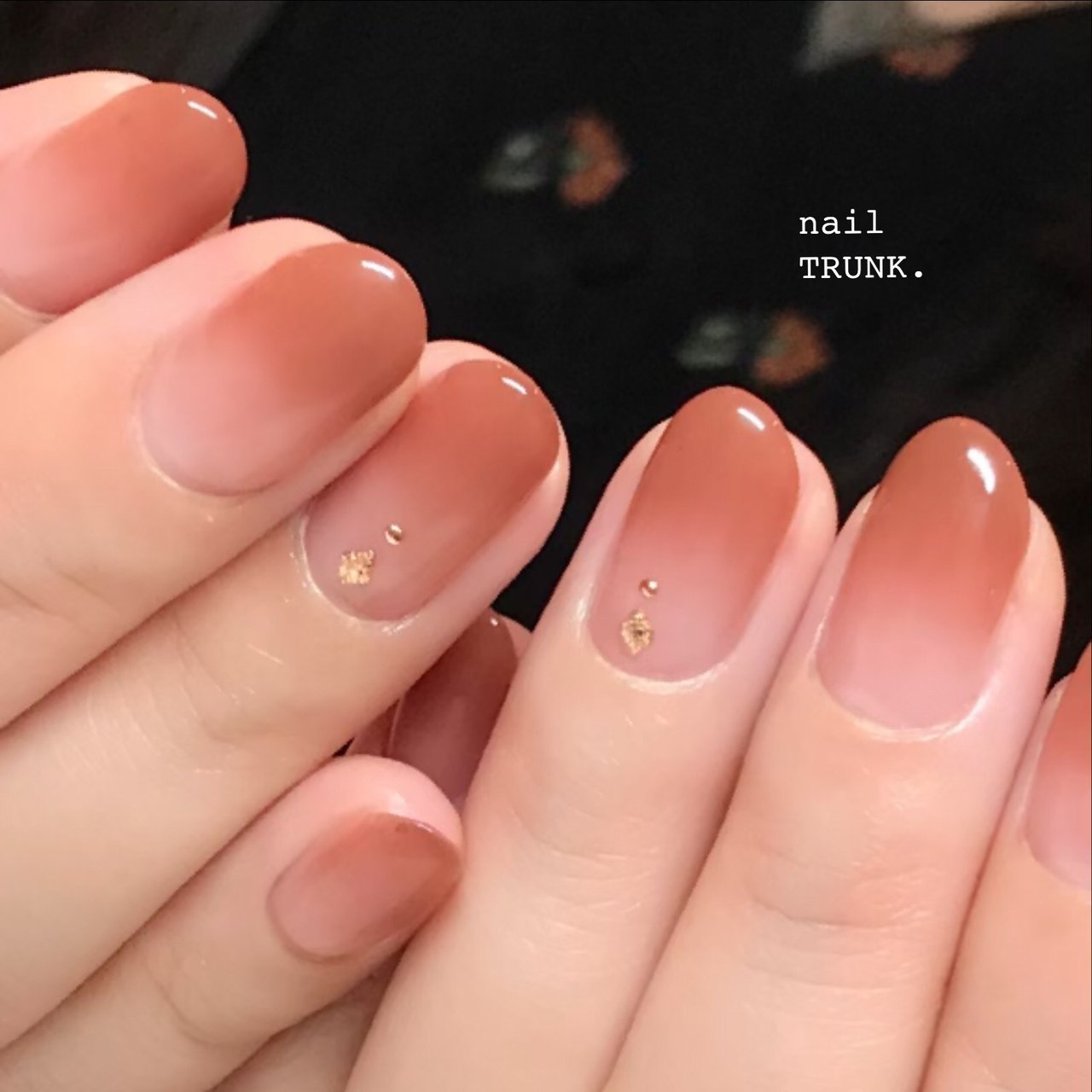 秋 ハンド シンプル グラデーション ブラウン Nail Trunkのネイルデザイン No ネイルブック