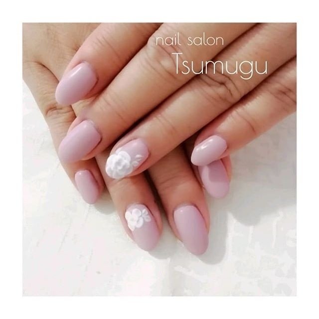 オールシーズン ブライダル ハンド ワンカラー 3d Nail Salon Tsumugu ネイルサロン ツムグ のネイル デザイン No ネイルブック