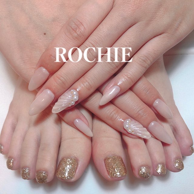 Rochie ロキエ Nail Eyelash Esthetic 新栄町のネイルサロン ネイルブック