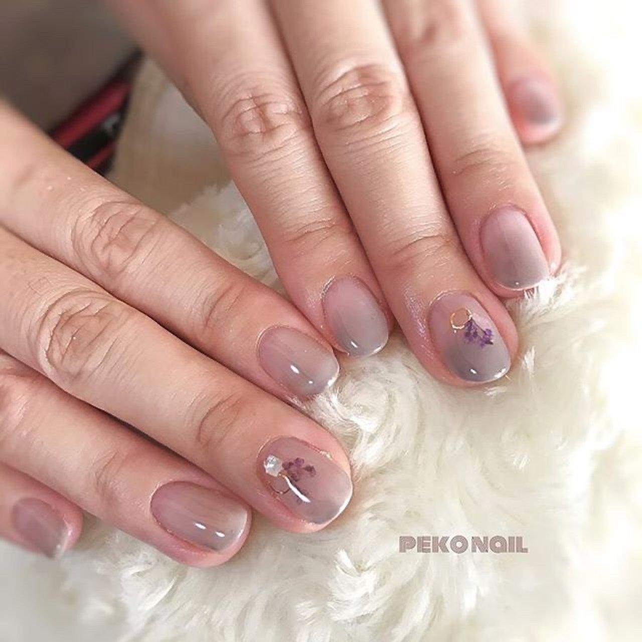 秋 冬 オールシーズン ハンド シンプル Peko Nail ペコネイル のネイルデザイン No ネイルブック