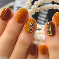 控えめレオパードのネイルデザイン ネイルブック