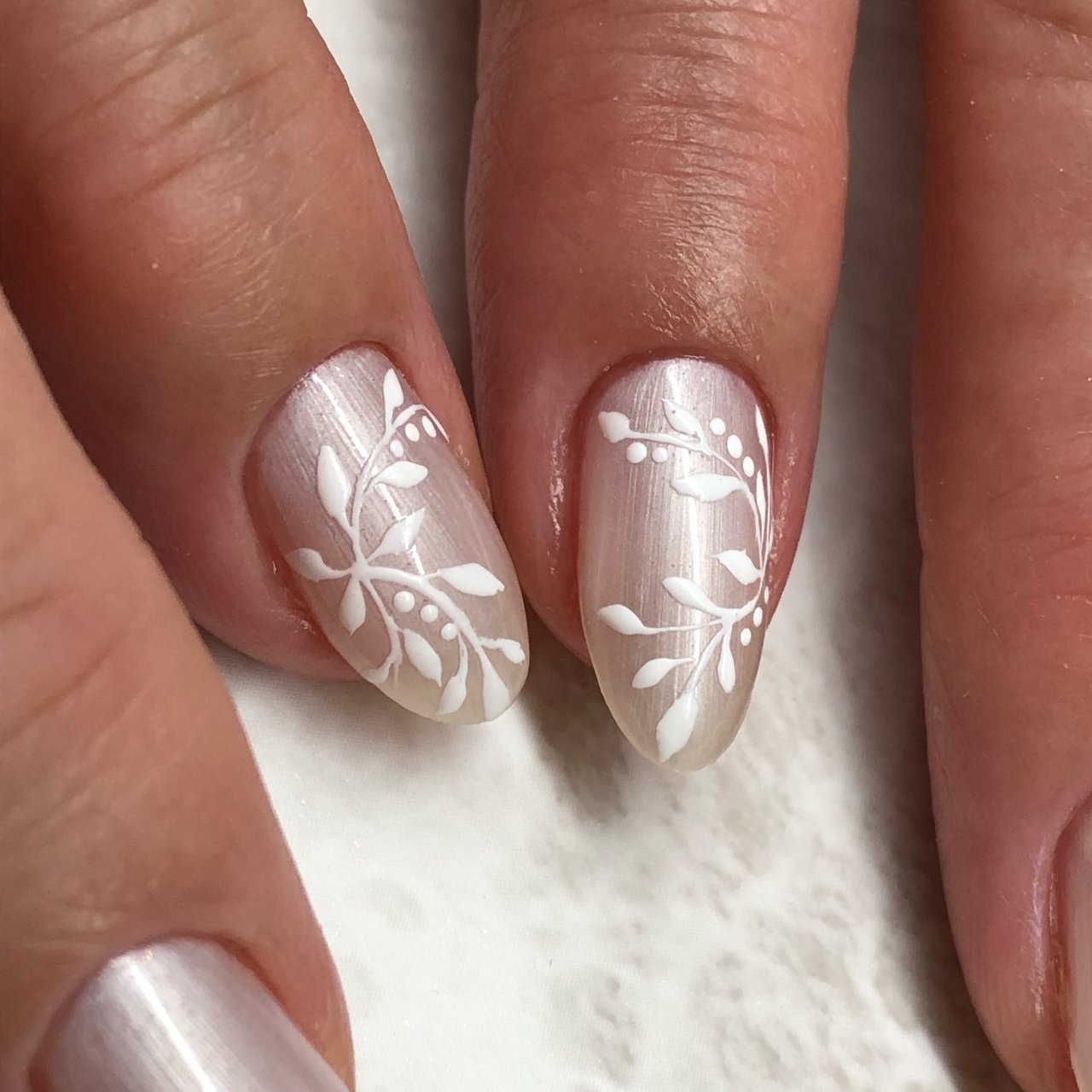 オールシーズン お正月 ブライダル パーティー ハンド Akeynailsのネイルデザイン No ネイルブック