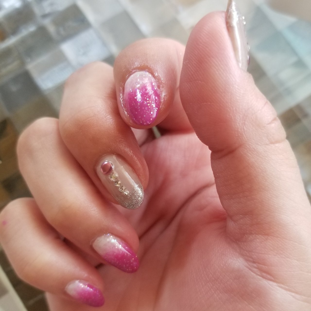 オールシーズン ハンド グラデーション ラメ ワンカラー ひろみんのネイルデザイン No ネイルブック