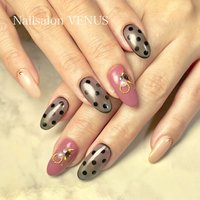 ドット ピンク 黒のネイルデザイン ネイルブック