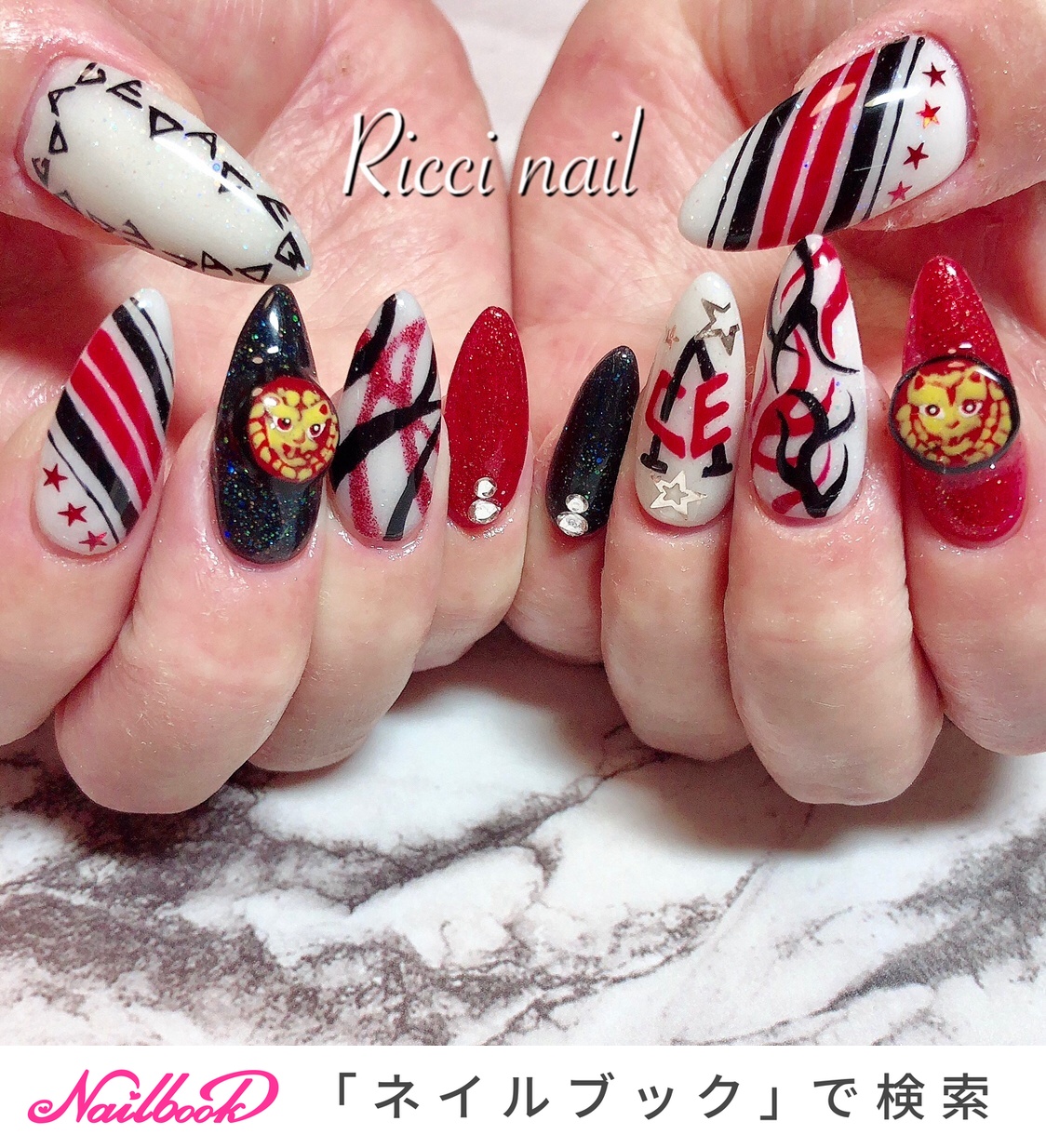 ハンド/痛ネイル/キャラクター/ホワイト/レッド - Riccinailのネイル