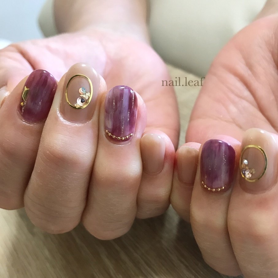 秋 冬 ニュアンス ベージュ ボルドー Nail Leaf リーフ のネイルデザイン No ネイルブック