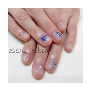 . 3日限定のブライダルネイル💍💅
.
短くてもネイル楽しめます❤︎
.
.
.
#マツエク#マツex#まつ毛エクステ#solelbio#sol#elbio山梨#甲府#山梨マツエクサロン#山梨ネイルサロン#山梨眉毛エクステ#ネイルサロン#まつ毛エクステサロン#マツエクデザイン##マツパー#アイラッシュカールおしゃれさんと繋がりたい#nail#ネイル#ジェルネイル#ネイルデザイン#定額ネイル#💅#ブライダルネイル#シェルネイル#人気#トリネ#trina#おすすめ#ホットペッパーから予約出来ます#ホットペッパー #オールシーズン #ブライダル #ハンド #シンプル #シェル #ショート #ベージュ #ブルー #ジェルネイル #お客様 #SOL elbio #ネイルブック