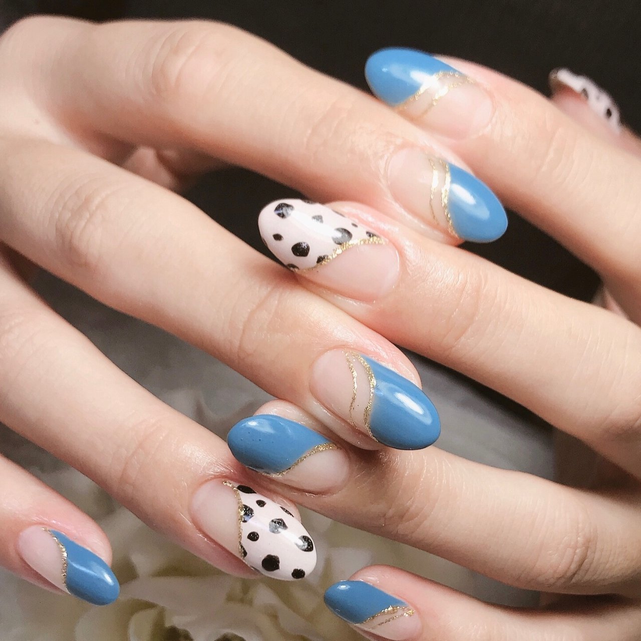 秋 冬 ハンド 変形フレンチ ジェルネイル Allure アリュール 京都のネイルデザイン No ネイルブック