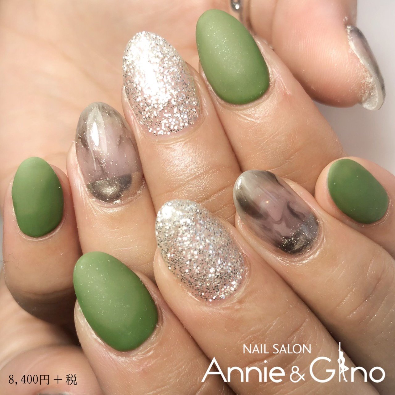 オールシーズン ハンド ラメ マット グリーン Nailsalon Annie Ginoのネイルデザイン No ネイルブック