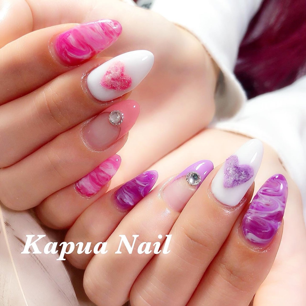 秋 冬 フレンチ ハート マーブル Kapua Nailのネイルデザイン No ネイルブック