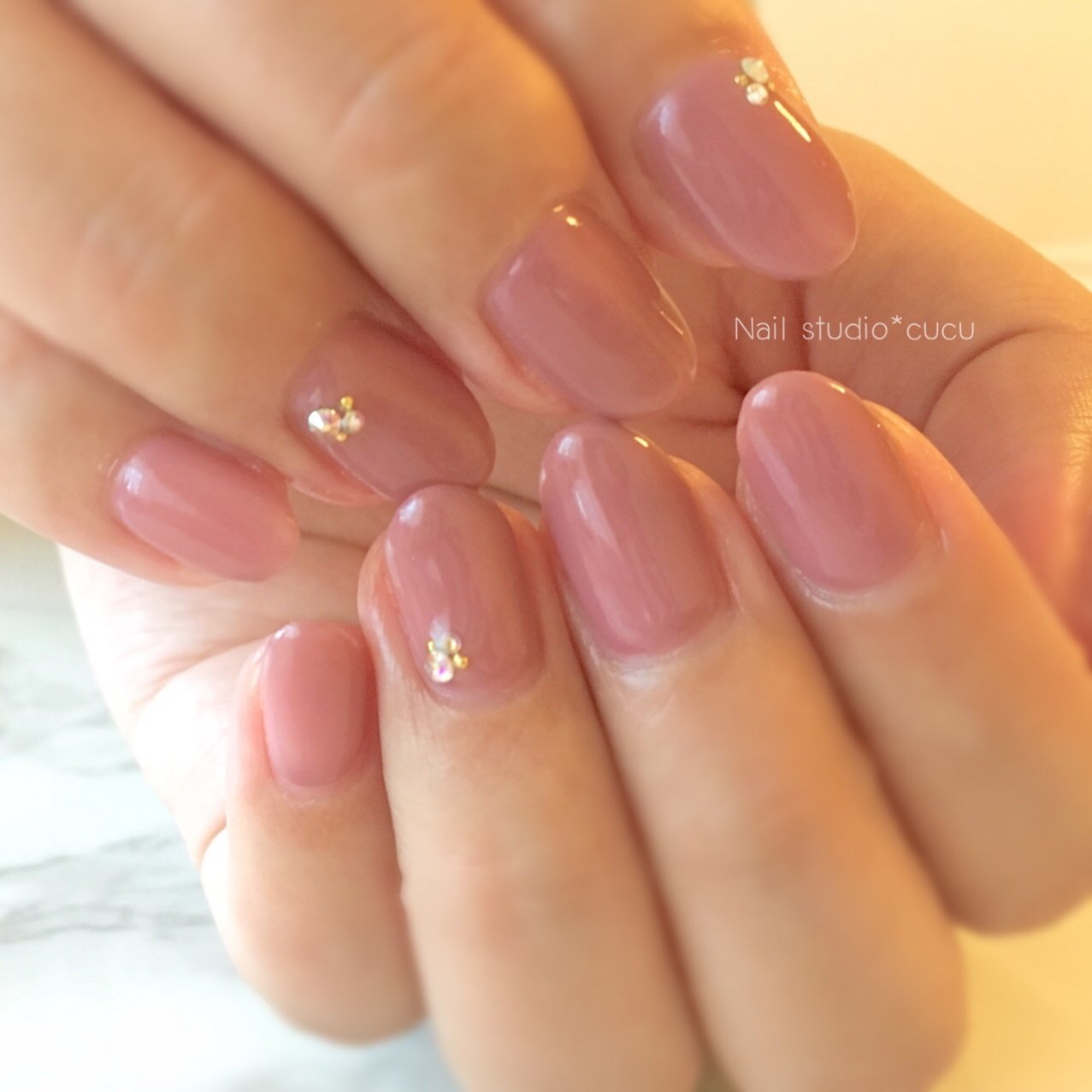 オールシーズン ハンド シンプル ワンカラー ショート Nail Studio Cucuのネイルデザイン No ネイルブック