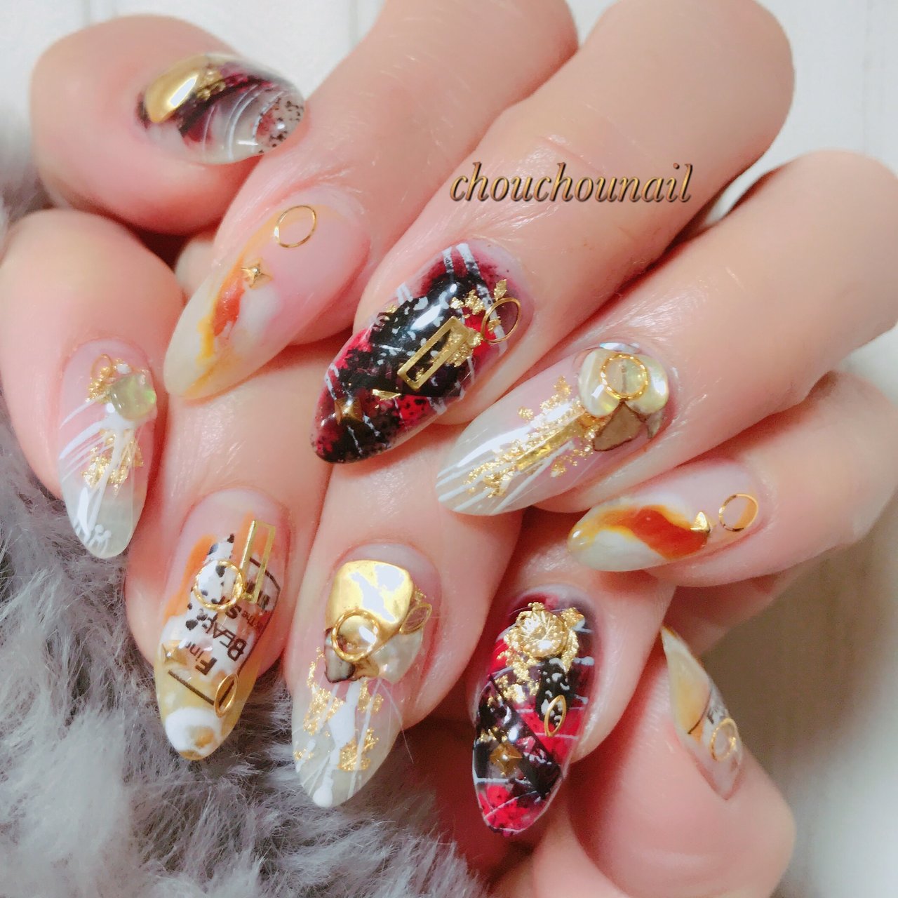 秋 冬 ハンド ビジュー シェル Nori0906のネイルデザイン No ネイルブック