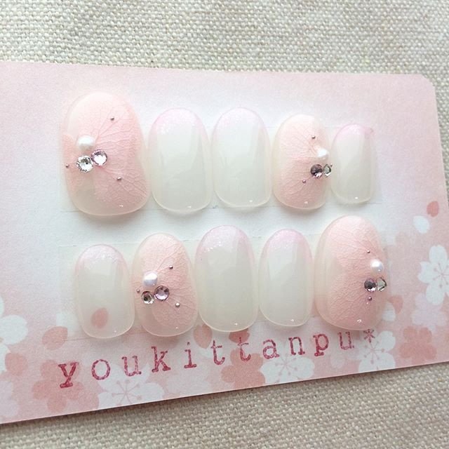 オールシーズン 成人式 ブライダル パーティー ハンド ジェルネイルチップのお店 Youkittanpu ゆうきったんぷう のネイル デザイン No ネイルブック