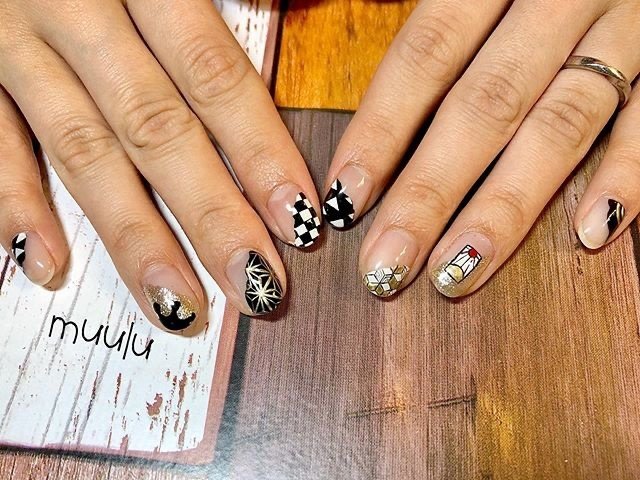 オールシーズン ハンド ワンカラー 痛ネイル キャラクター Nailsalon Muuluのネイルデザイン No ネイルブック