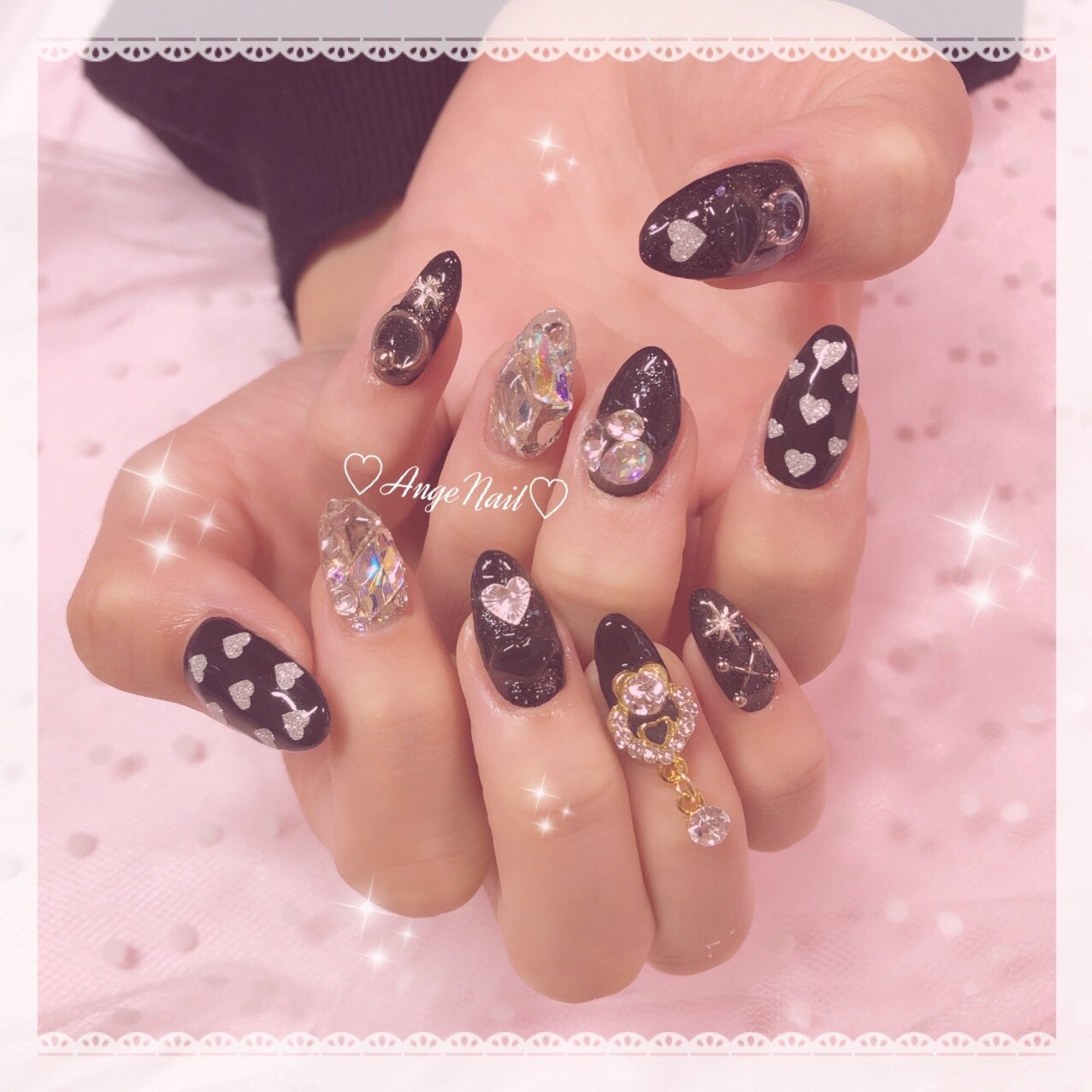 ハンド ビジュー ハート ブラック Angenailのネイルデザイン No ネイルブック