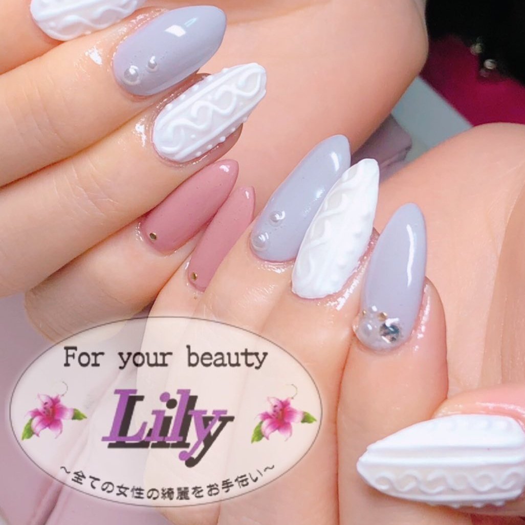 冬 ハンド ワンカラー ニット ホワイト Visit Salon Lilyのネイルデザイン No ネイルブック