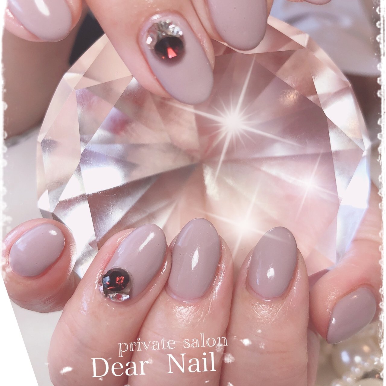 秋 冬 ハンド ワンカラー ビジュー Dearnail39のネイルデザイン No ネイルブック