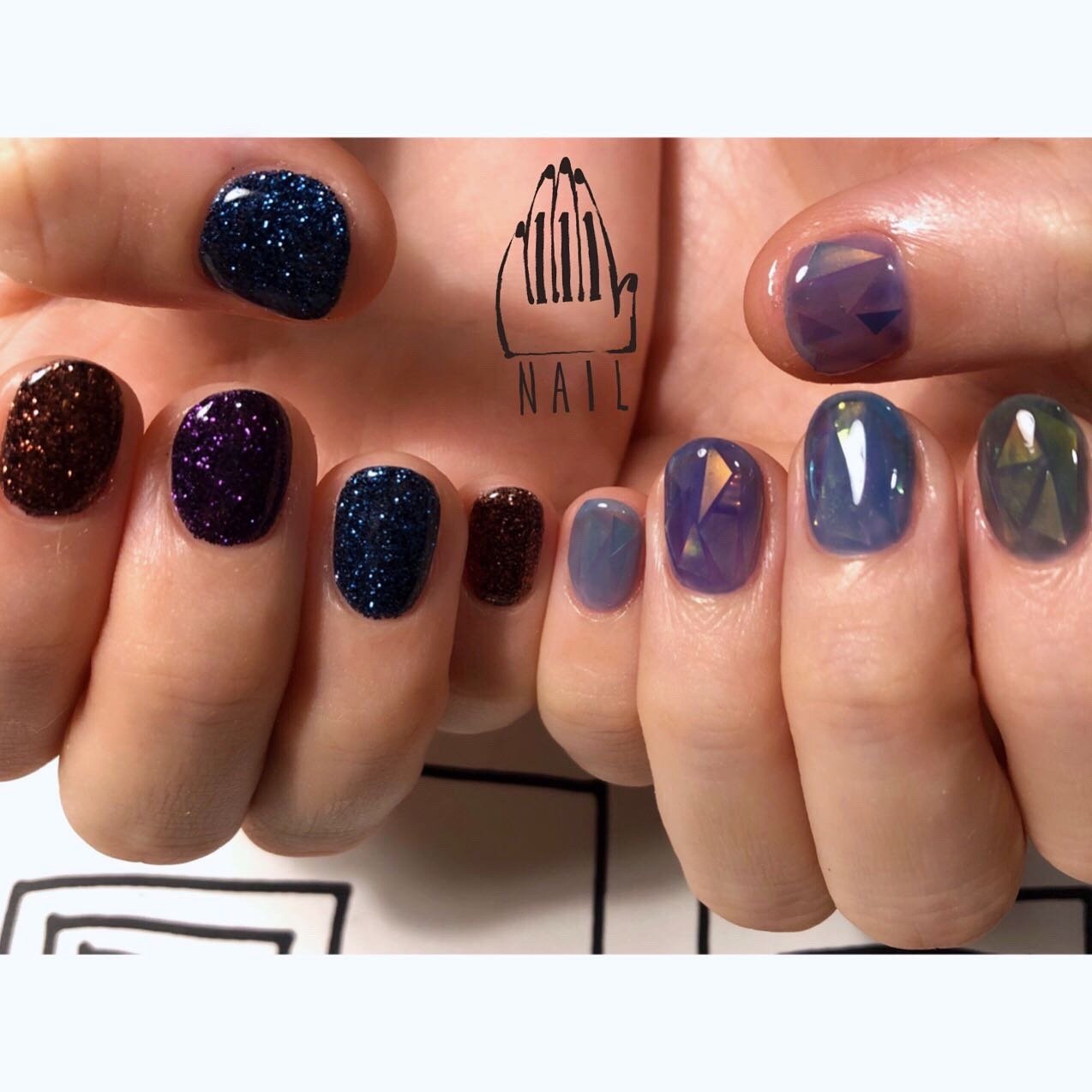 ラメ オーロラ ショート グリーン ネイビー 111nailのネイルデザイン No ネイルブック