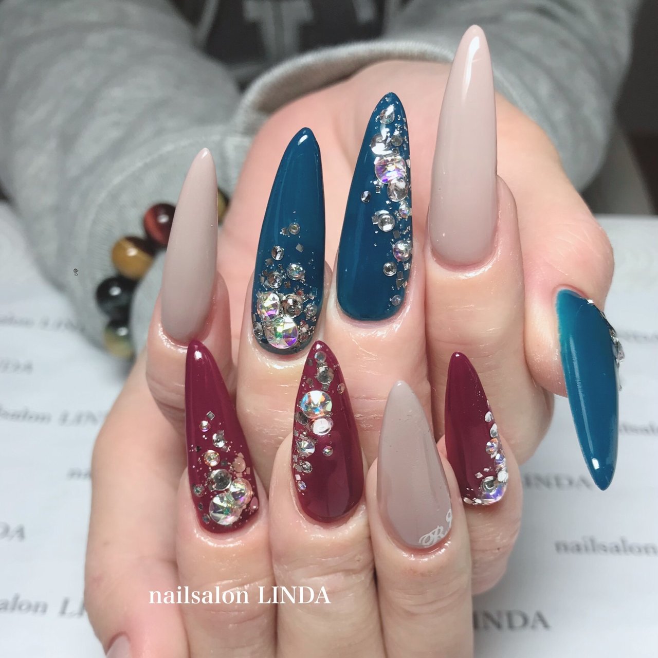 冬 成人式 クリスマス ハンド グリーン Nailsalon Lindaのネイルデザイン No ネイルブック