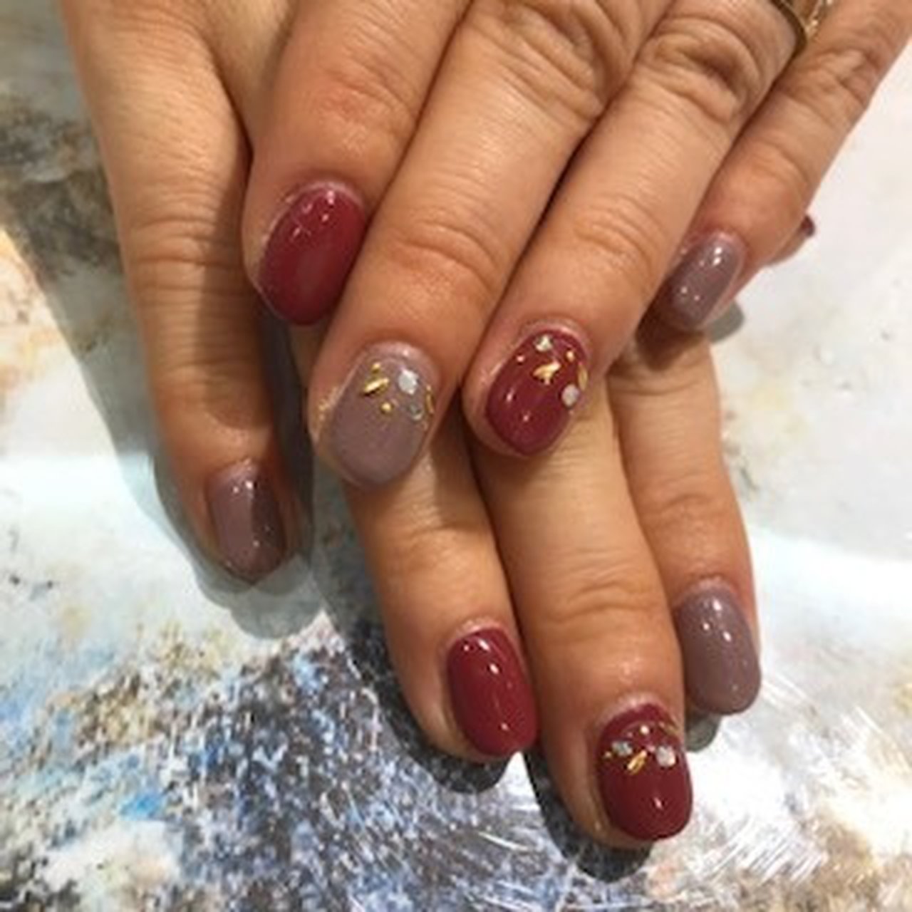秋 冬 ハンド ワンカラー ビジュー Fast Nail ファストネイル のネイルデザイン No ネイルブック