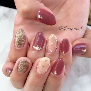 くすみボルドーネイルのネイルデザイン ネイルブック