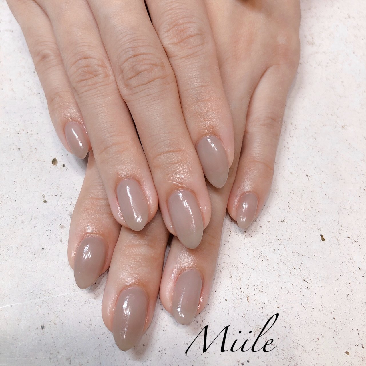 オールシーズン オフィス ハンド シンプル ワンカラー Private Nail Salon Miile のネイル デザイン No ネイルブック