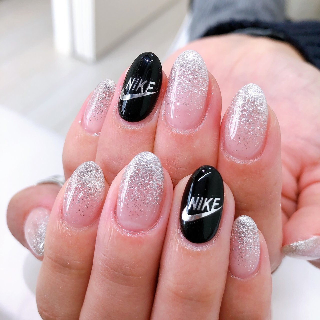 オールシーズン スポーツ ハンド シンプル グラデーション Nail Salon Jasmineのネイルデザイン No ネイル ブック
