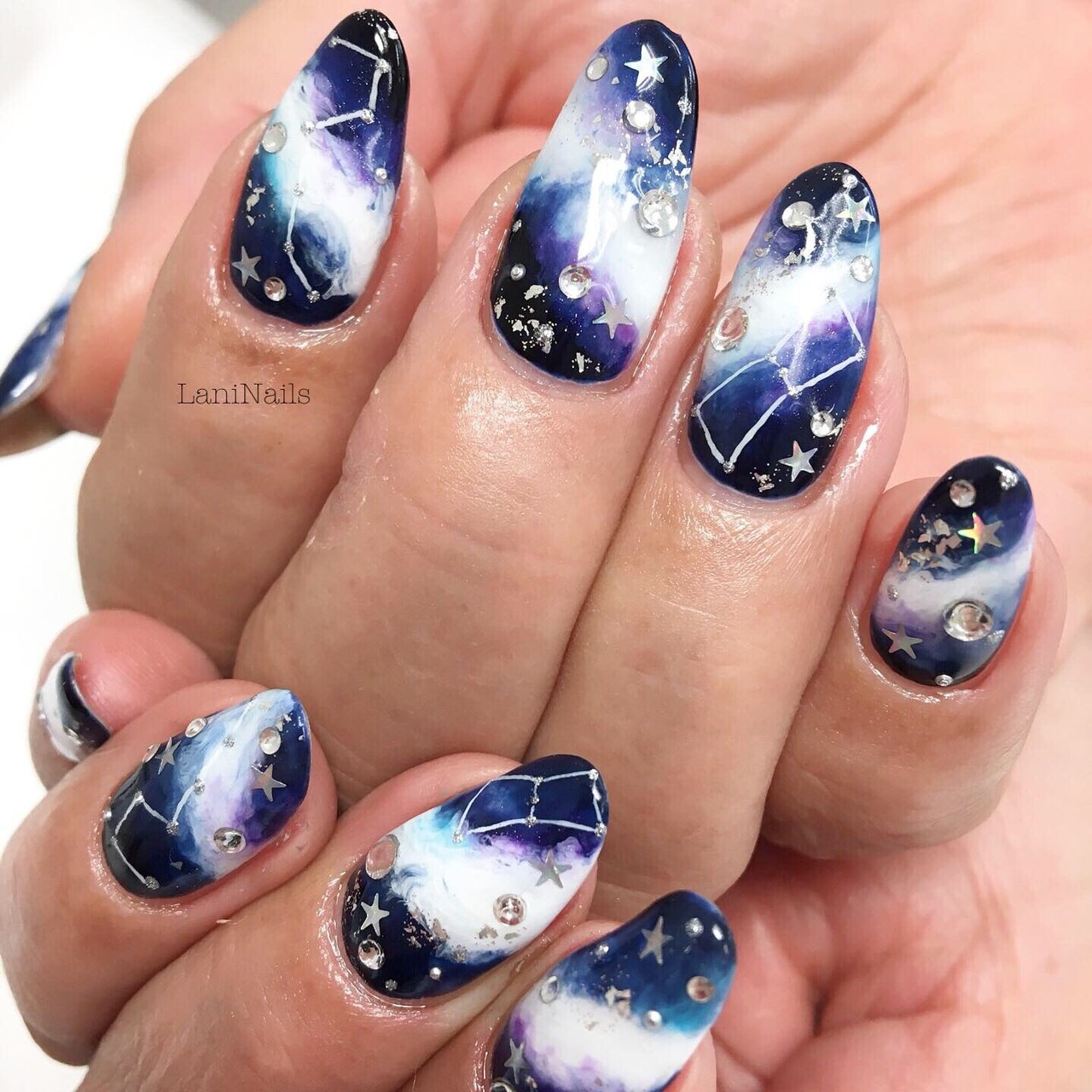 ギャラクシー ネイビー Laninailsのネイルデザイン No ネイルブック