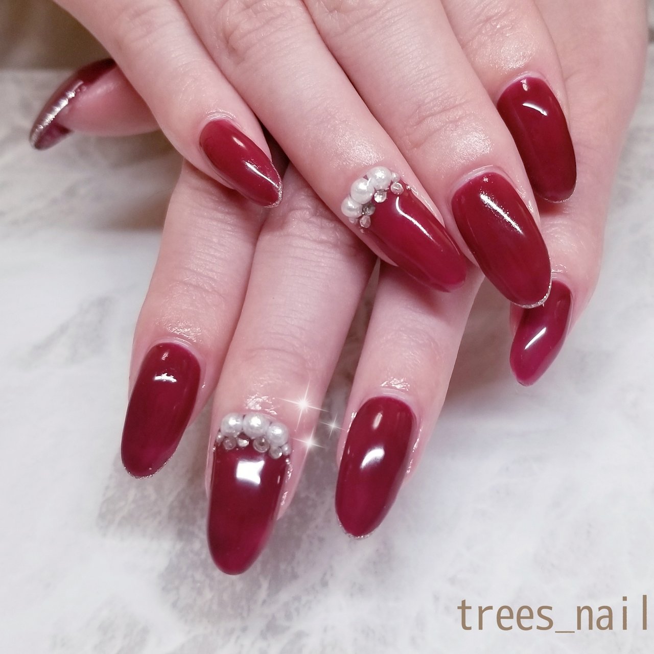 秋 冬 ハンド シンプル ビジュー Trees Nailのネイルデザイン No ネイルブック