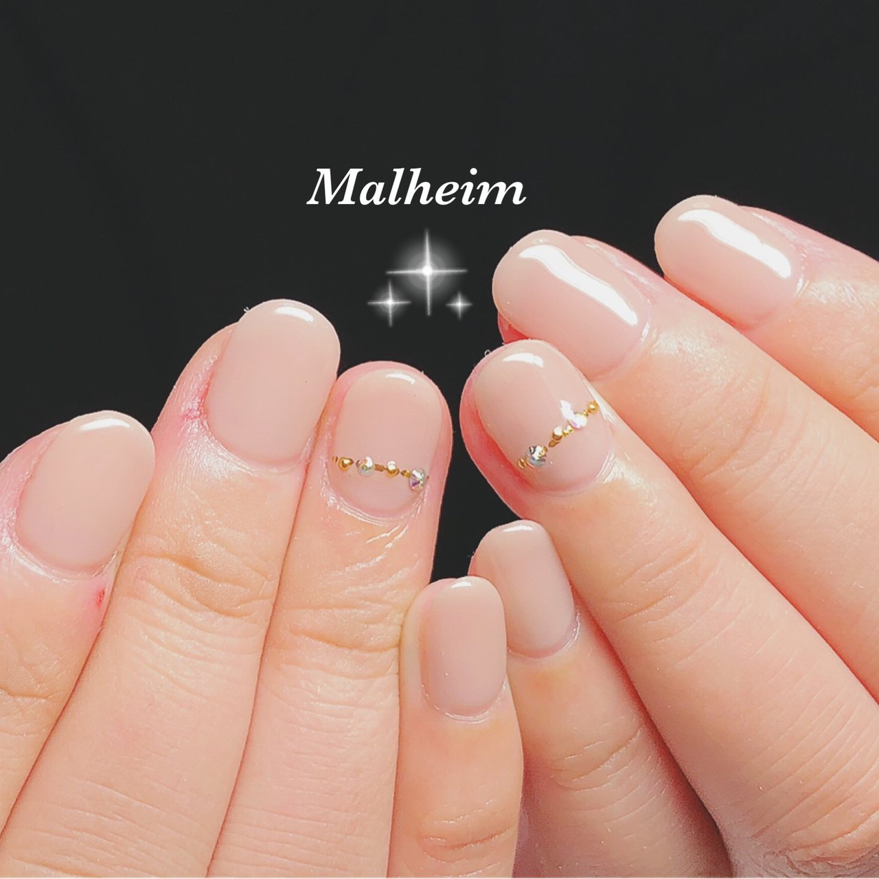 オールシーズン オフィス ハンド シンプル フラワー Nails Malheim メルヘイム のネイルデザイン No ネイルブック