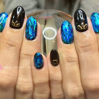 #茅ヶ崎ネイルサロン#格安ネイルサロン#nail salon aile#ジェルネイル#ハンド#ゴージャス#ブルー#ブラック#ホイルアート#アートし放題 

自店オフ無料（4週間以内のお付け替え）
ハンドアートし放題5500円 #オールシーズン #ハンド #ワンカラー #ニュアンス #ホイル #ロング #ネイビー #ブラック #ゴールド #ジェルネイル #お客様 #Nail salon aile #ネイルブック