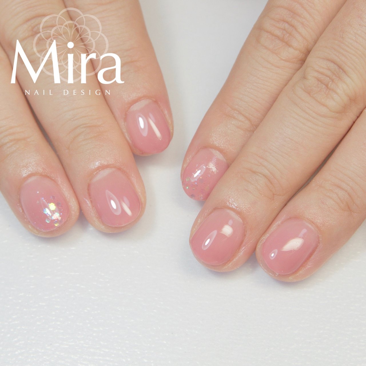 春 冬 オールシーズン オフィス ハンド Miii Nailsalonmiraのネイルデザイン No ネイルブック