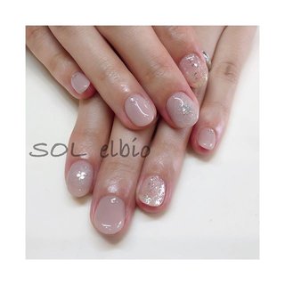 . ブライダルネイル💅💒
.
.
.
#マツエク#マツex#まつ毛エクステ#solelbio#sol#elbio山梨#甲府#山梨マツエクサロン#山梨ネイルサロン#山梨眉毛エクステ#ネイルサロン#まつ毛エクステサロン#マツエクデザイン#マツパー#アイラッシュカール#おしゃれさんと繋がりたい#nail#ネイル#ジェルネイル#ネイルデザイン#定額ネイル#💅#ブライダルネイル#くすみ系ピンク#キラキラネイル#おすすめ#ホットペッパーから予約出来ます#ホットペッパー #オールシーズン #ブライダル #ハンド #ラメ #フラワー #ショート #ベージュ #シルバー #ジェルネイル #お客様 #SOL elbio #ネイルブック