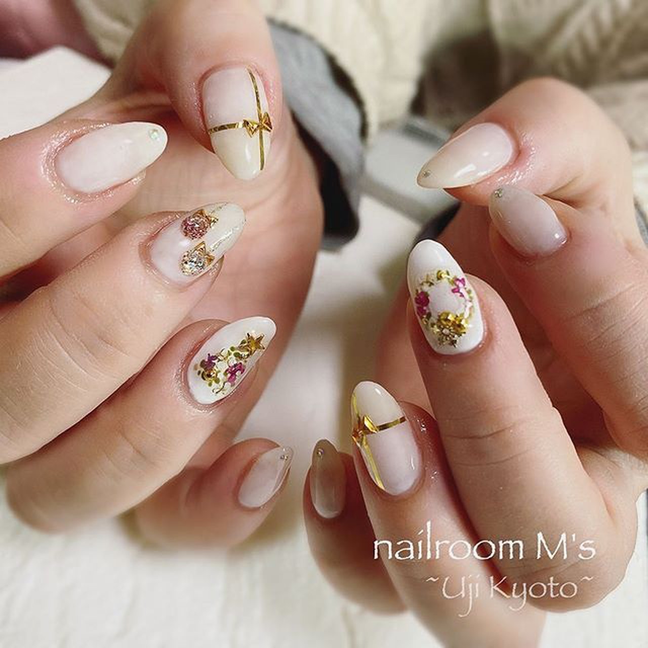 冬 クリスマス ハンド 雪の結晶 押し花 Msnail123のネイルデザイン No 485 ネイルブック