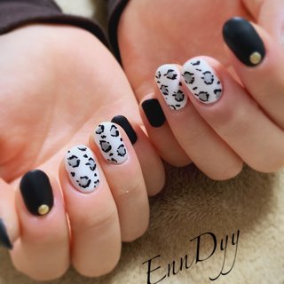 22年 新着順 グレー 白黒のネイルデザイン ネイルブック