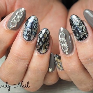 ブラック シルバー マニキュアのネイルデザイン ネイルブック