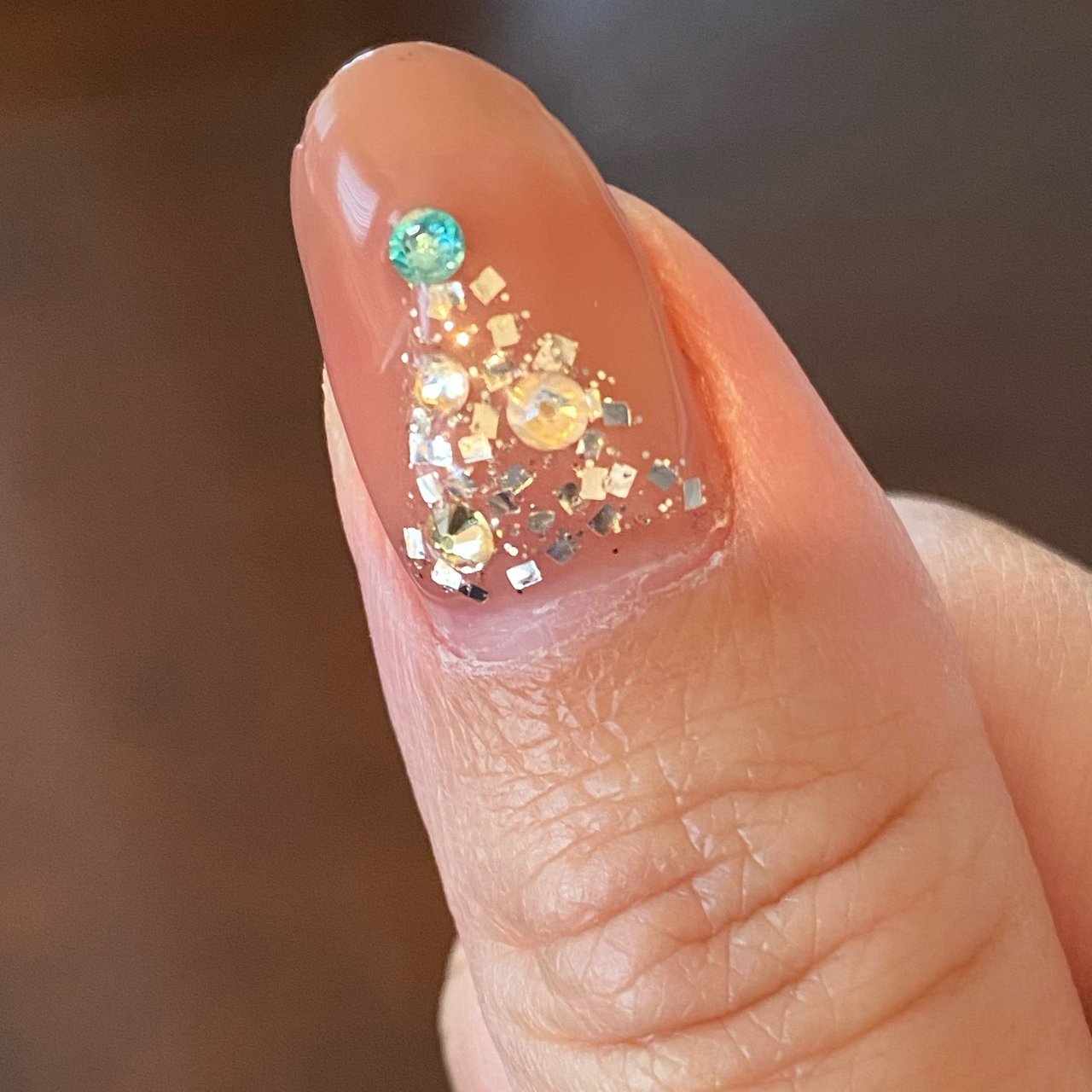 クリスマス パーティー ハンド ビジュー ラメ アトリエワイズ ネイルサロン トレーニングスクールのネイルデザイン No ネイル ブック