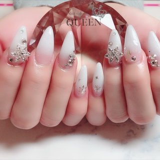 Nail Salon Queen 酒折のネイルサロン ネイルブック