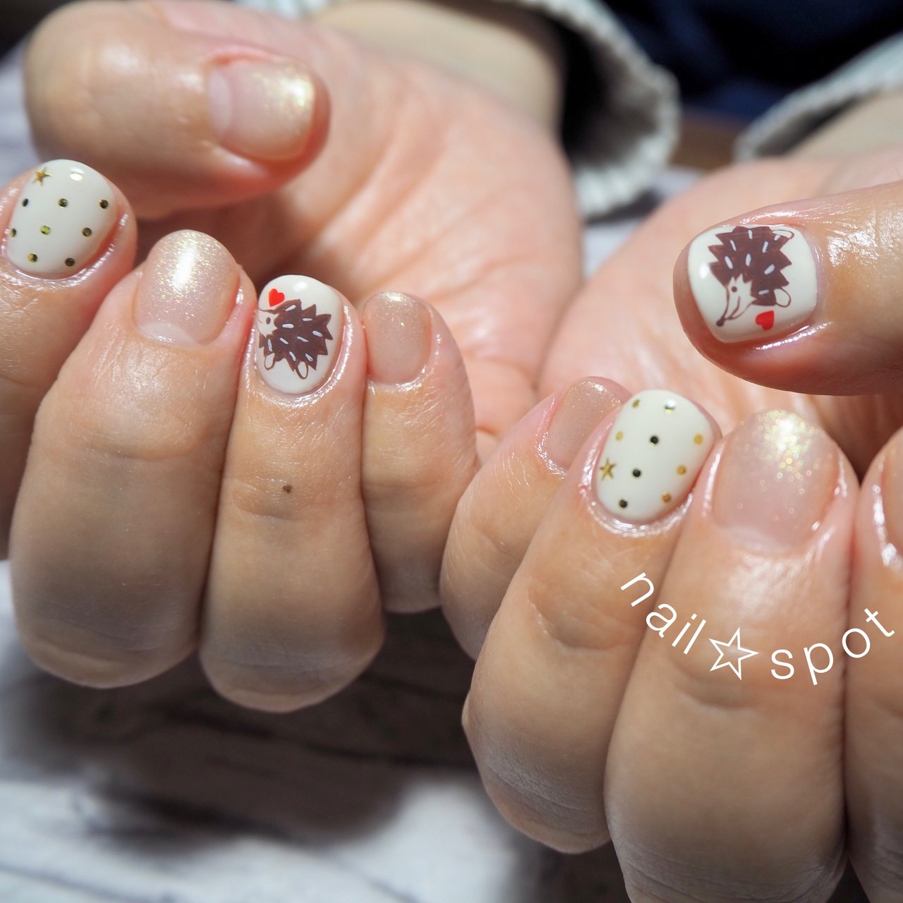 冬 クリスマス ハンド ホログラム 星 Nail Spotのネイルデザイン No ネイルブック