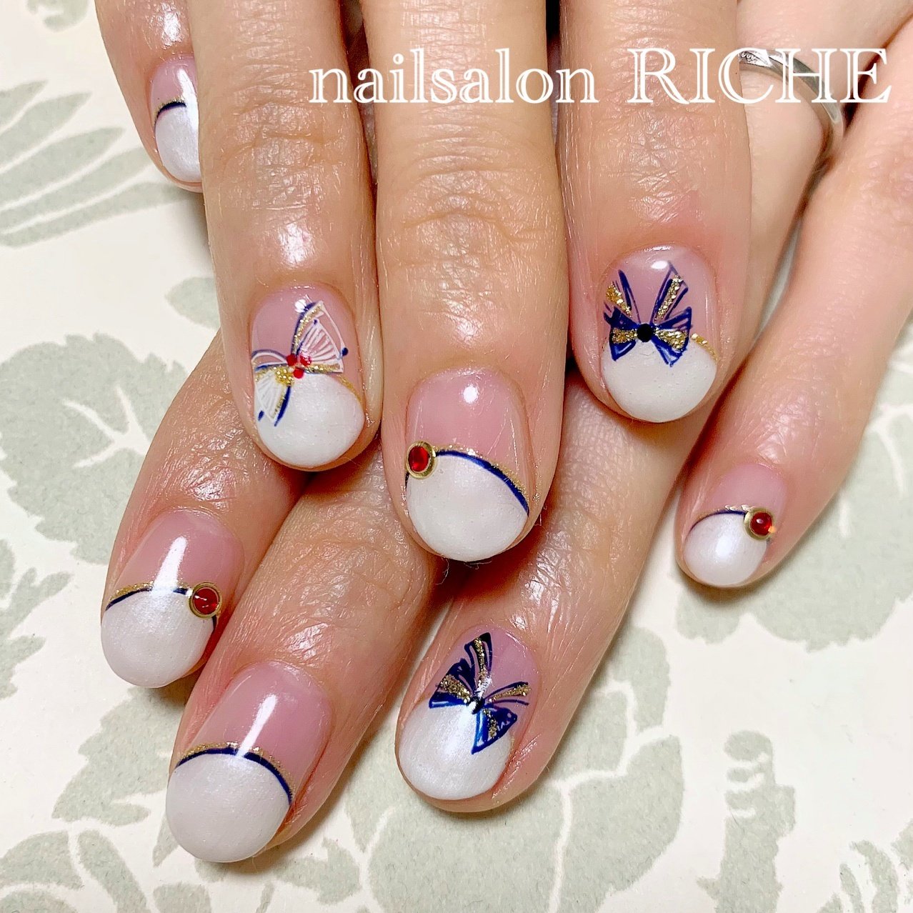 冬 デート 女子会 ハンド フレンチ Nailsalon Richeのネイルデザイン No ネイルブック