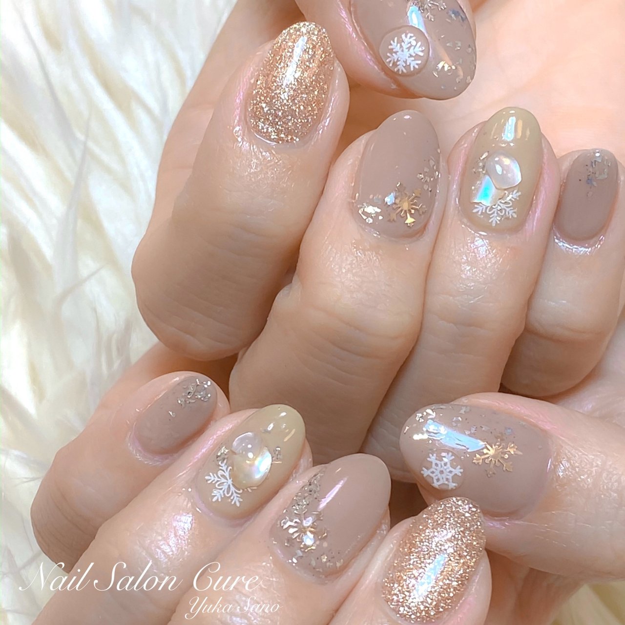 冬 お正月 クリスマス オフィス ハンド Nail Salon Cureのネイルデザイン No ネイルブック