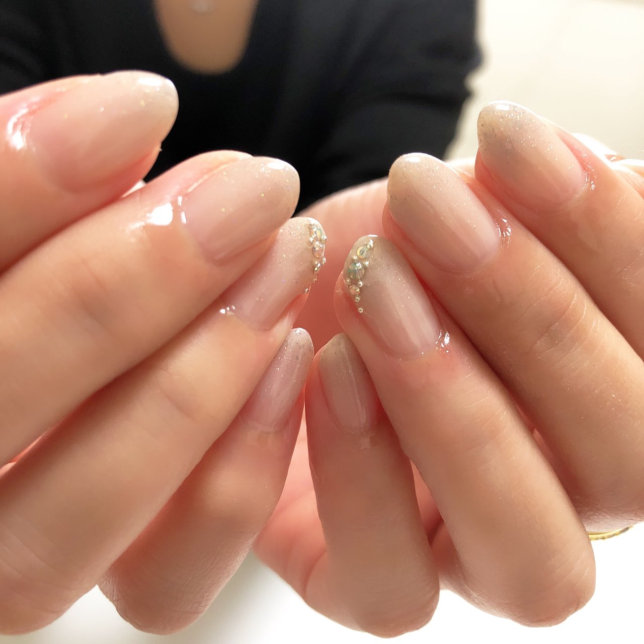 オールシーズン オフィス ブライダル パーティー ハンド 京都伏見abientotprivatenailsalon カルジェル専門ネイルサロンの ネイルデザイン No ネイルブック