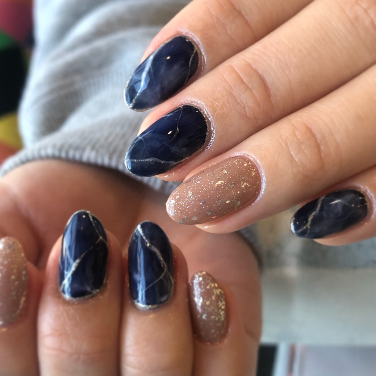 ハンド ラメ 大理石 ミディアム ネイビー 宮城県 石巻 ロージーネイル Rosy Nail Pupuu Rosyのネイル デザイン No ネイルブック