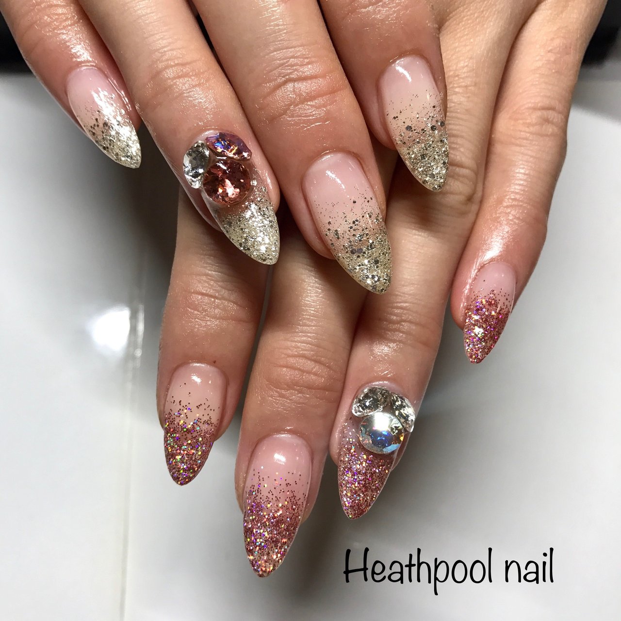 ハンド グラデーション ラメ ビジュー ピンク Heathpoolnailのネイルデザイン No ネイルブック